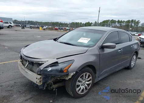 2015 Nissan Altima 2.5 S z USA, uszkodzony, nr VIN 1N4AL3AP6FC579646